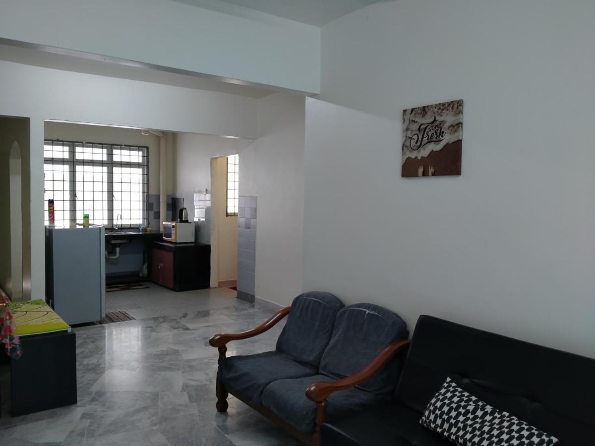 Family Beach Condo Pd At Cocobay Resort Condominium Port Dickson Exteriör bild