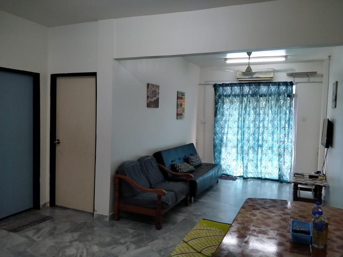 Family Beach Condo Pd At Cocobay Resort Condominium Port Dickson Exteriör bild