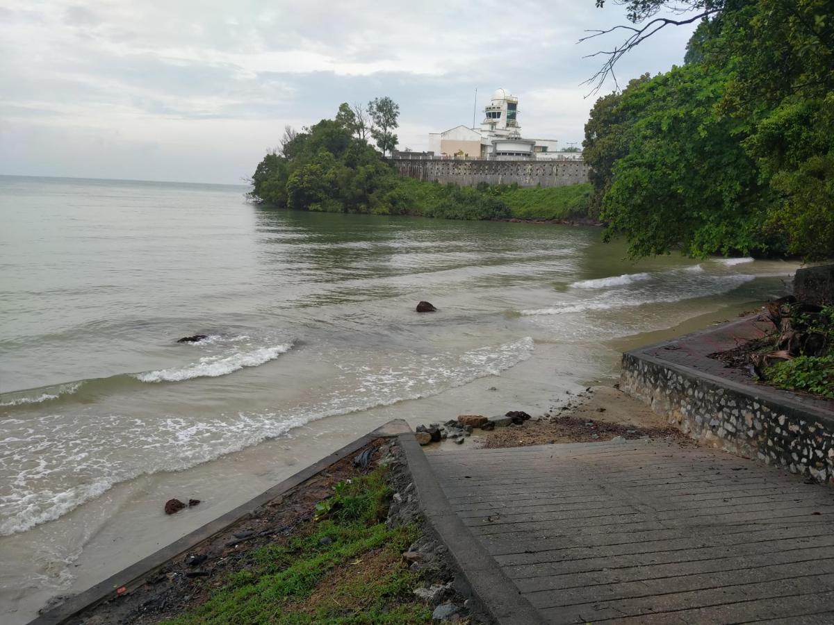 Family Beach Condo Pd At Cocobay Resort Condominium Port Dickson Exteriör bild
